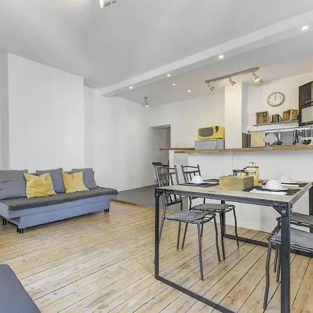 H-bnb La Fleur De Ly Appartement *